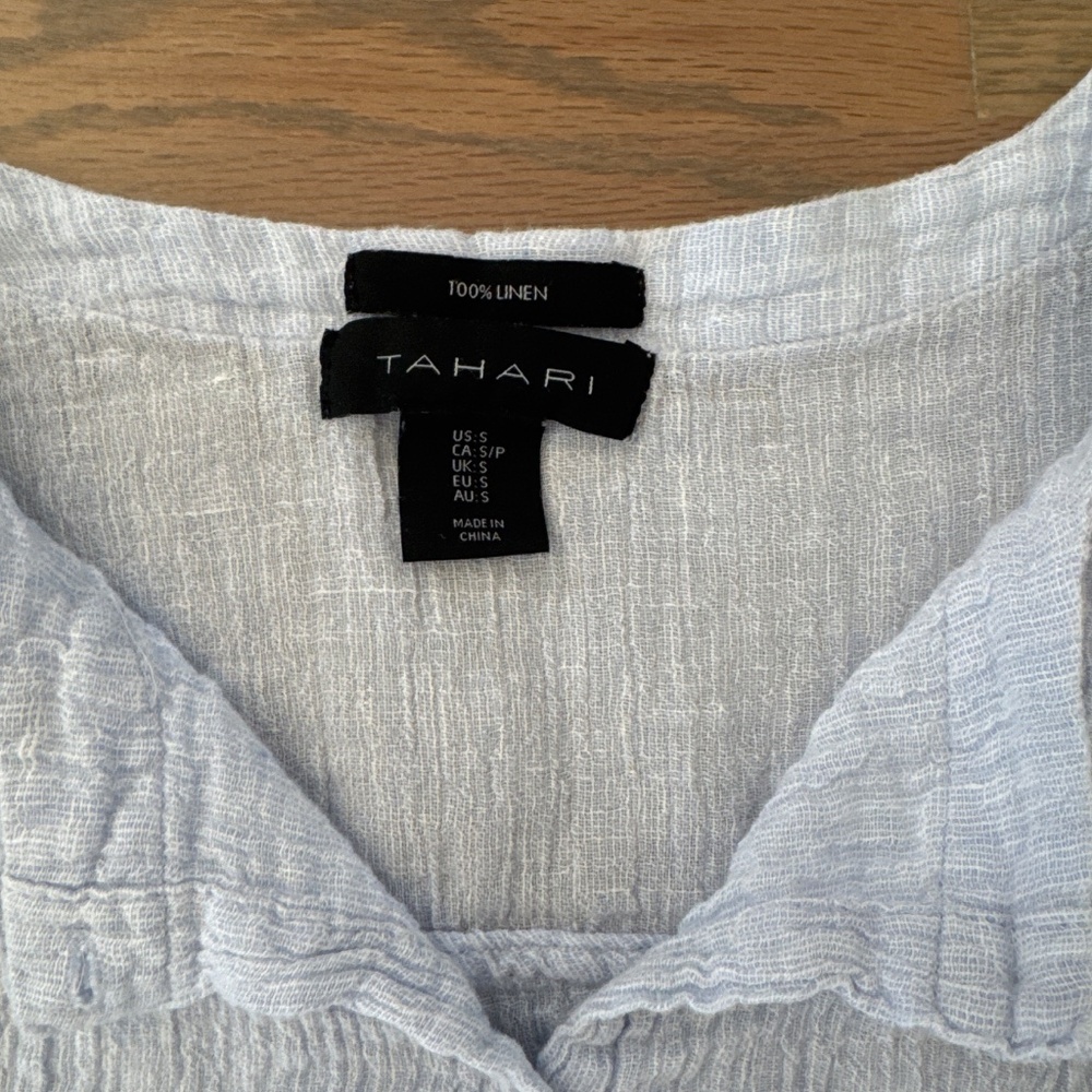 Tahari oversized Light Blue Top size S - Picture 2 of 2
